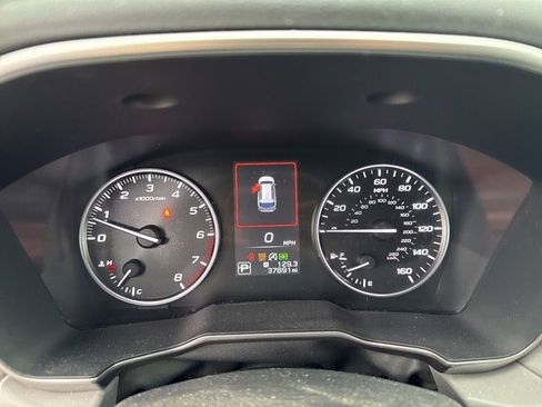 Used 2022 Subaru Outback Limited image 28