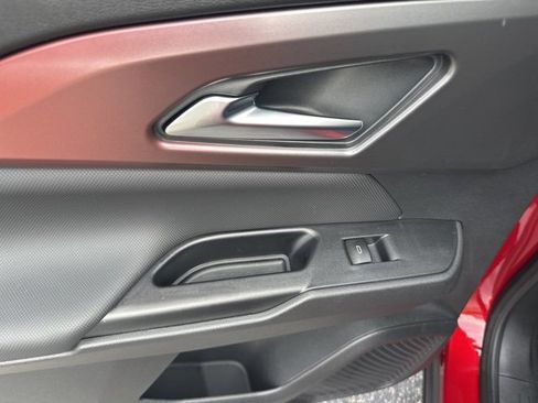 New 2026 Chevrolet Equinox EV RS image 28