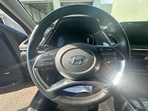 Used 2023 Hyundai Sonata Limited FWD image 16