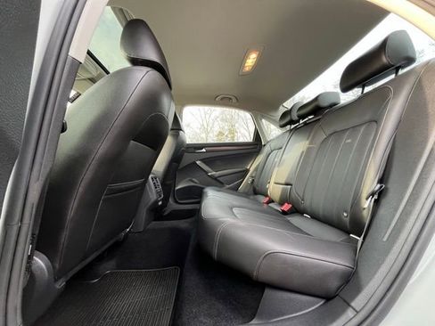 Certified 2020 Volkswagen Passat 2.0T SEL image 12