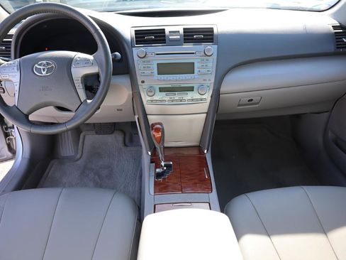 Used 2009 Toyota Camry XLE FWD image 15