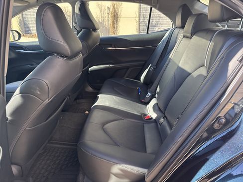 Used 2021 Toyota Camry XSE image 31