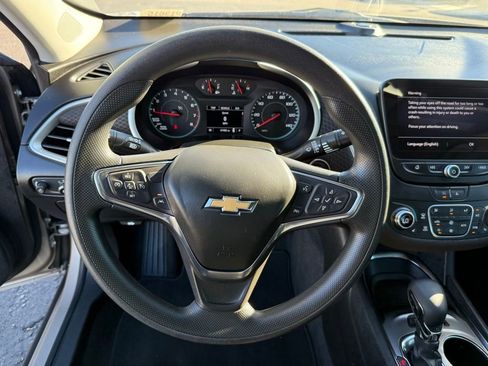 Used 2024 Chevrolet Malibu LT image 24
