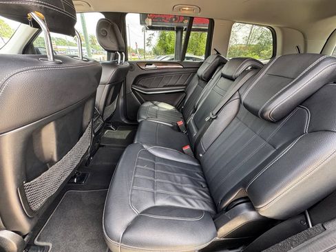 Used 2014 Mercedes-Benz GL 450 4MATIC image 12