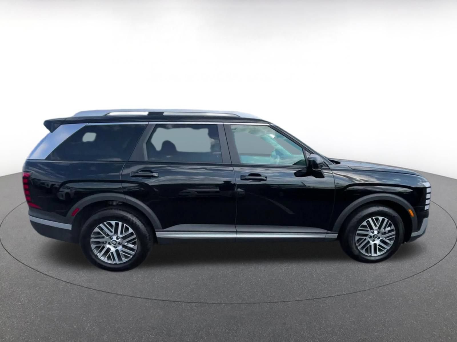 Used 2026 Hyundai Palisade SEL FWD image 15