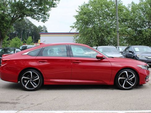 Used 2018 Honda Accord Sport image 5