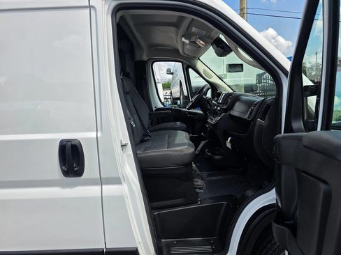 Used 2024 RAM ProMaster 3500 w/ Convenience Group image 14