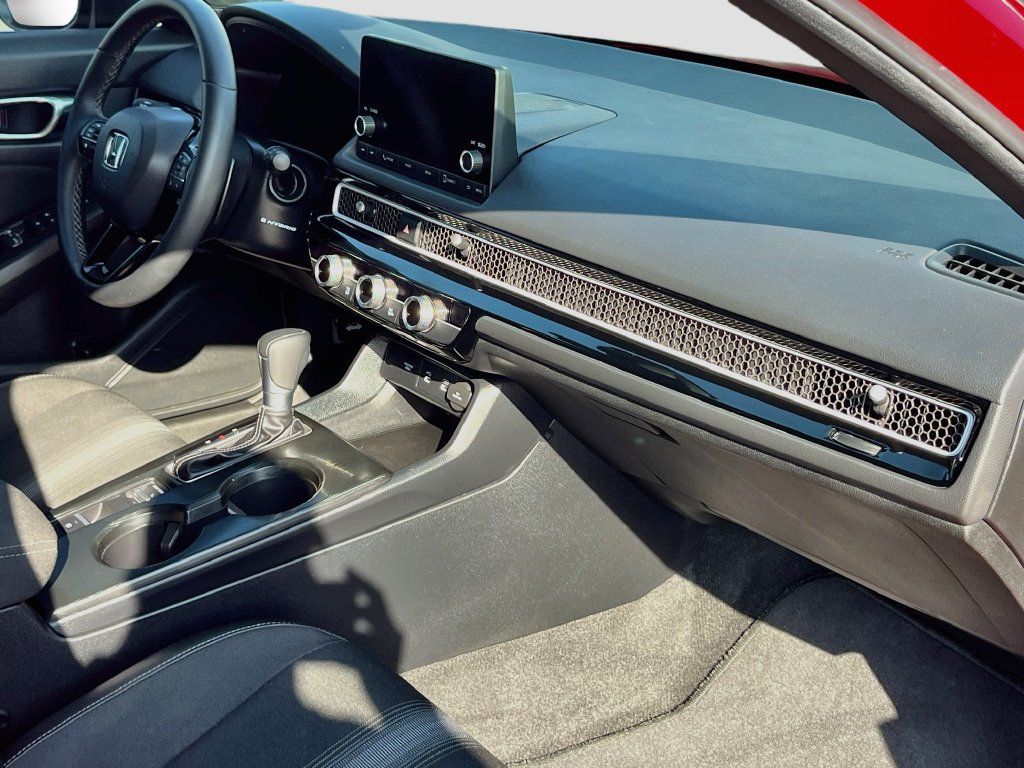 Used 2026 Honda Civic Sport image 28