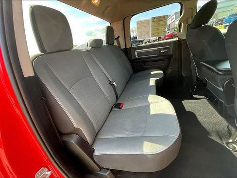 Used 2022 RAM 1500 Classic SLT AWD/4WD image 26