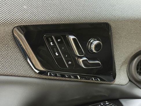 New 2026 Cadillac Optiq Sport 1 image 27