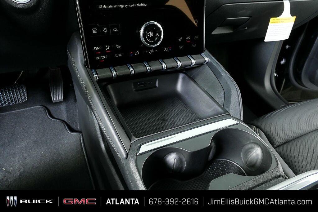 Used 2026 GMC Terrain Elevation w/ Elevation Premium Package FWD image 17