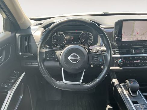 Used 2022 Nissan Pathfinder SL w/ Cargo Package AWD/4WD image 9