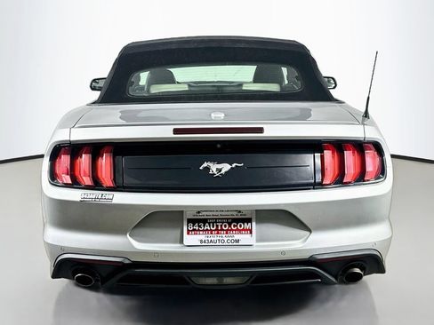Used 2019 Ford Mustang Premium RWD image 6