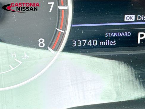 Used 2025 Nissan Rogue SV FWD image 15
