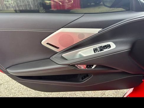 Used 2022 Chevrolet Corvette Stingray Preferred Cpe w/ Z51 Performance Package RWD image 20