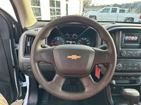 Used 2016 Chevrolet Colorado W/T image 11