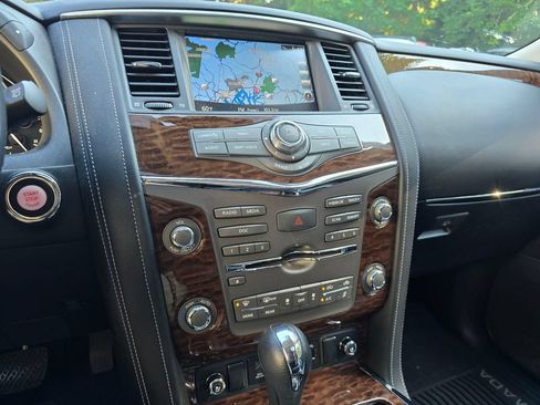 Used 2019 Nissan Armada Platinum w/ Captain's Chairs Package AWD/4WD image 19