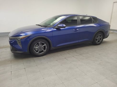 Used 2025 Kia K4 FWD image 2