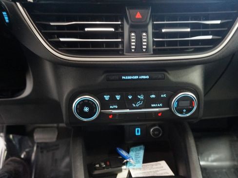 Used 2020 Ford Escape SE AWD/4WD image 11