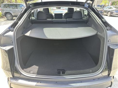 Used 2026 Tesla Model Y 2WD image 24