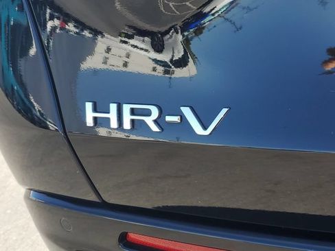 Certified 2025 Honda HR-V EX-L image 6