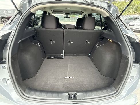 Used 2023 Nissan Kicks SR FWD image 25
