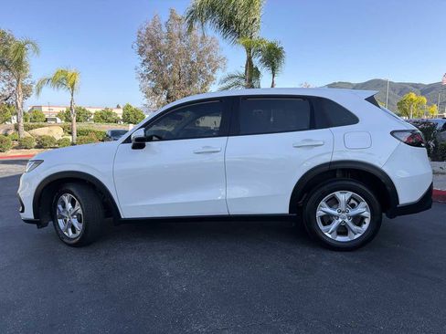 Used 2025 Honda HR-V LX image 13