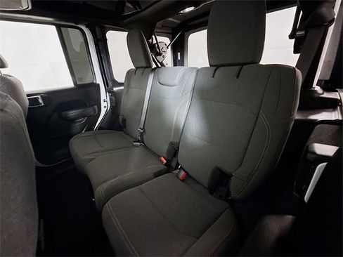 Used 2025 Jeep Wrangler Sport S image 8