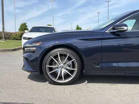 Used 2023 Genesis G70 2.0T AWD/4WD image 9