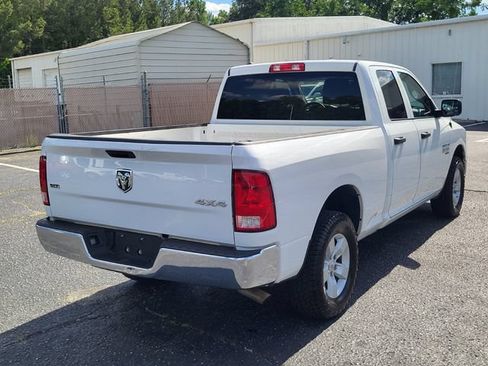 Used 2024 RAM 1500 Classic SLT AWD/4WD image 2