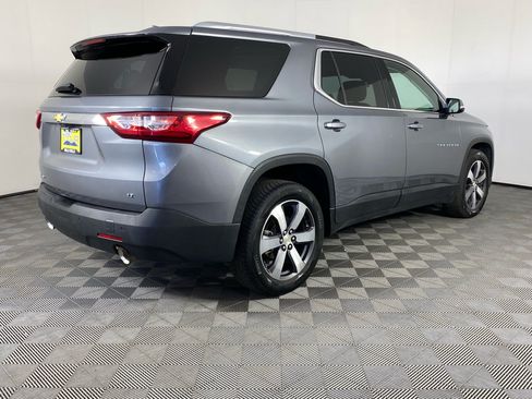 Used 2018 Chevrolet Traverse LT AWD/4WD image 9