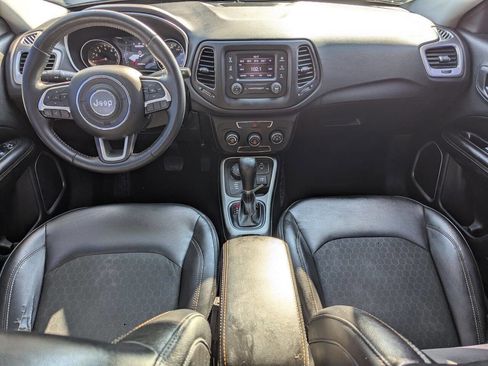 Used 2018 Jeep Compass Latitude image 16