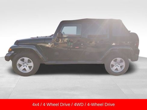 Used 2012 Jeep Wrangler Unlimited Sahara w/ Dual Top Group image 4