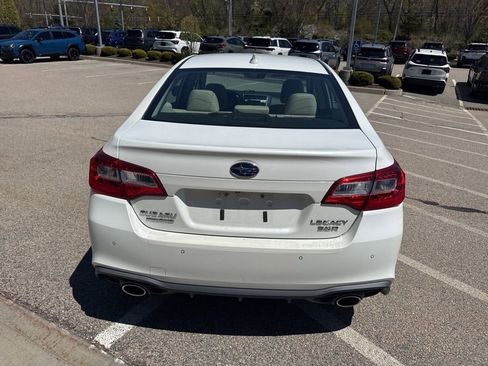 Used 2018 Subaru Legacy 3.6R Limited AWD/4WD image 3