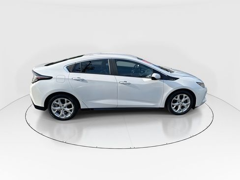 New 2027 Chevrolet Bolt RS FWD image 9