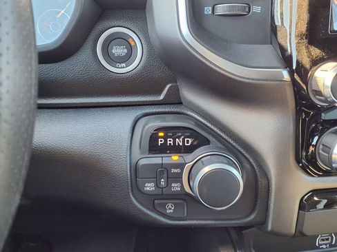 New 2026 RAM 1500 Express AWD/4WD image 8
