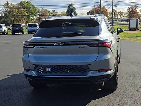 New 2026 Chevrolet Equinox EV RS image 3