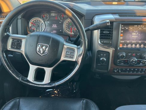 Used 2017 RAM 3500 Laramie w/ Convenience Group image 11