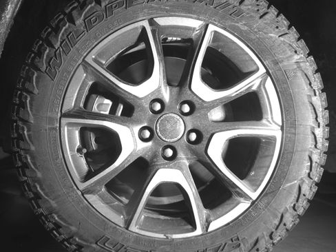 Used 2025 Jeep Compass Trailhawk image 12