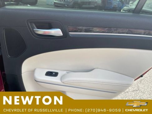 Used 2023 Chrysler 300 Touring L w/ Popular Equipment Group RWD image 29