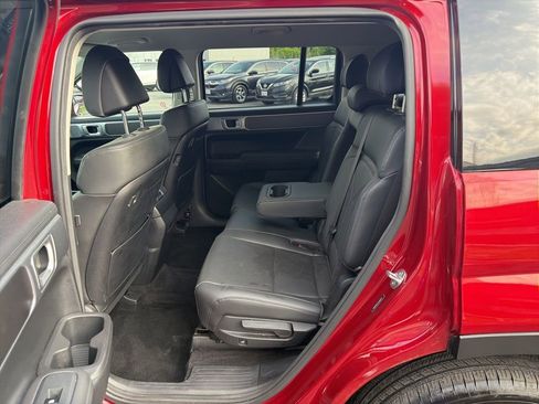 Used 2025 Hyundai Santa Fe SEL image 22