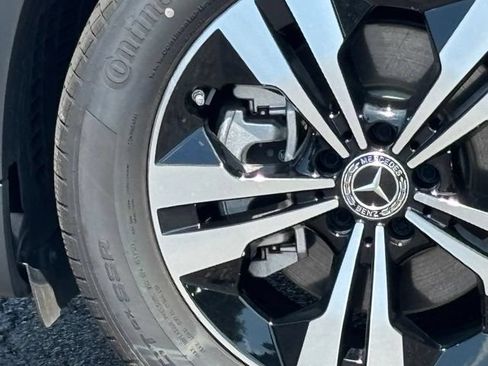 Certified 2026 Mercedes-Benz GLA 250 4MATIC image 8