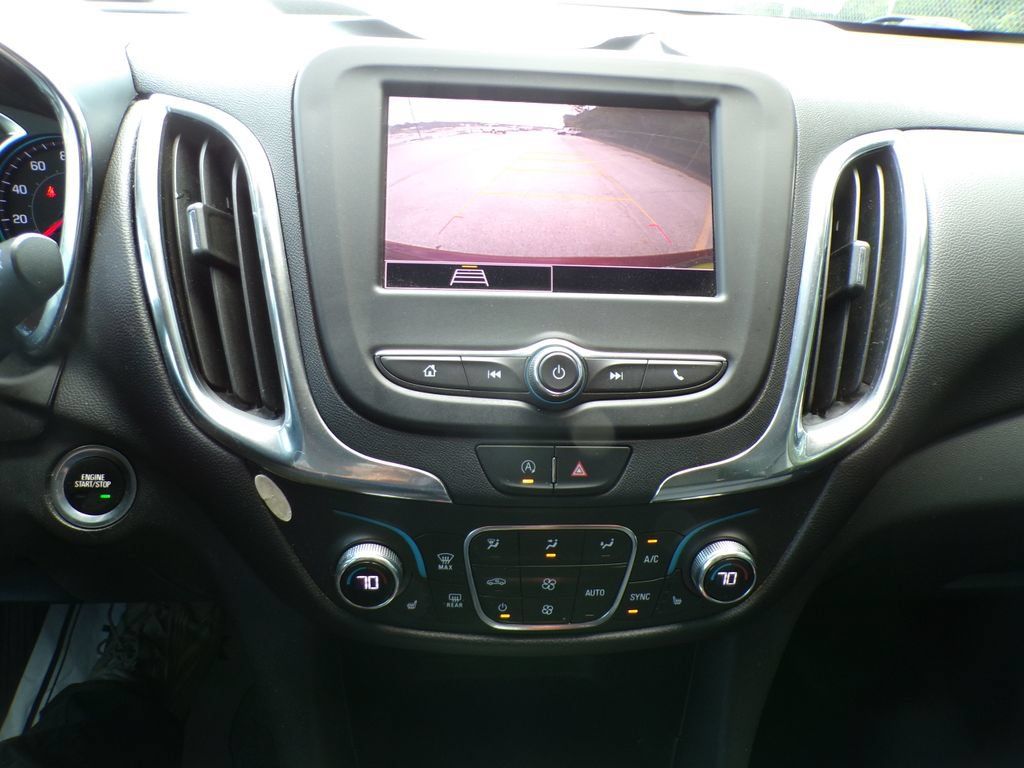 Used 2023 Chevrolet Equinox LT FWD image 26