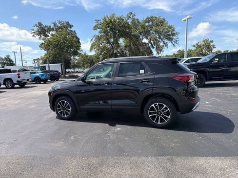 New 2026 Chevrolet TrailBlazer LT w/ Driver Confidence Package FWD image 5