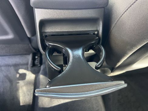 Used 2018 Hyundai Elantra SEL image 17