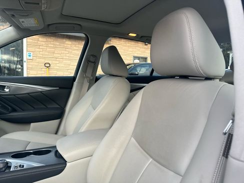 Used 2015 INFINITI Q50 2.0t w/ Moonroof Package image 28