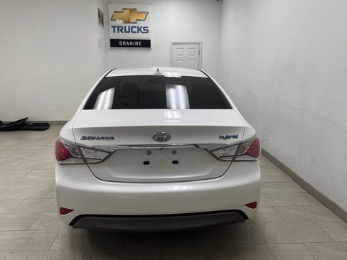 Used 2014 Hyundai Sonata Hybrid image 15