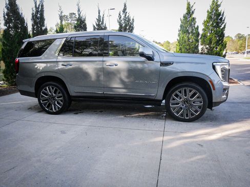 Used 2026 GMC Yukon Denali Ultimate image 11