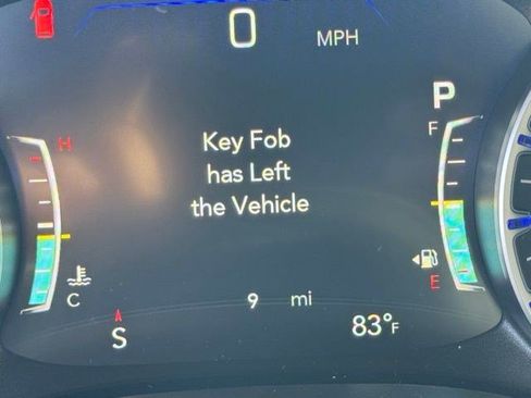 New 2026 Chrysler Pacifica Select AWD/4WD image 13