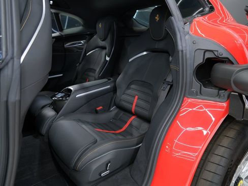 Used 2023 Ferrari Purosangue image 46